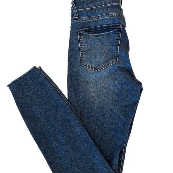 Kut from the Kloth skinny jeans. Size 2. - Picture 3 of 13